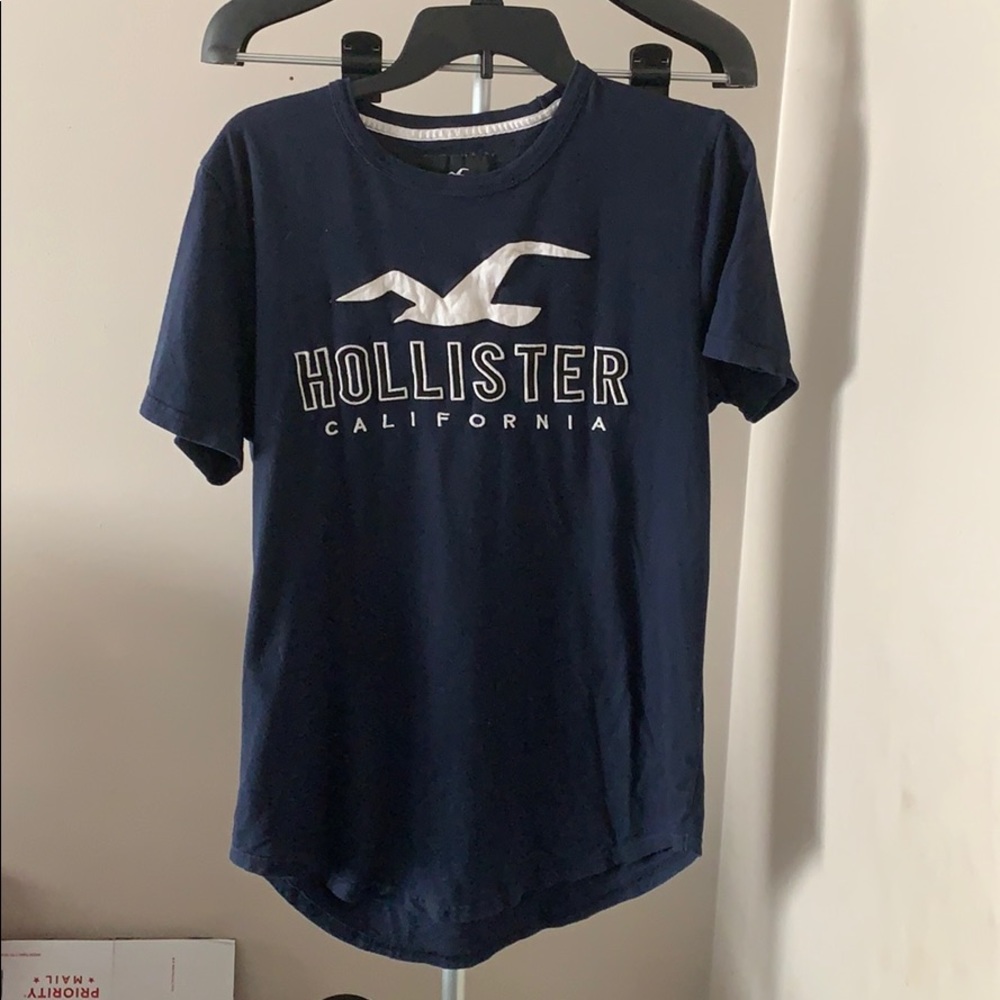 Men’s navy blue Hollister Co. logo t-shirt